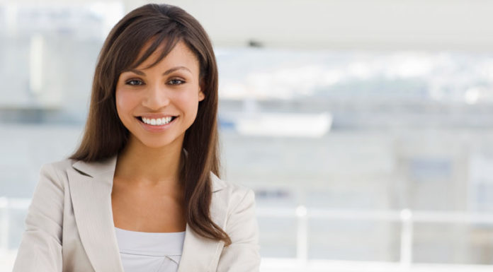 Qualities that a confident woman has in office atmosphere